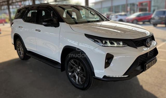 2022 Toyota FORTUNER VRZ 2.8L (A) - 3
