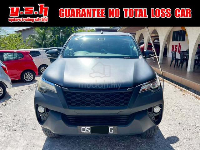 Toyota Hilux 2.8G 4X4 Auto 2016 - 1