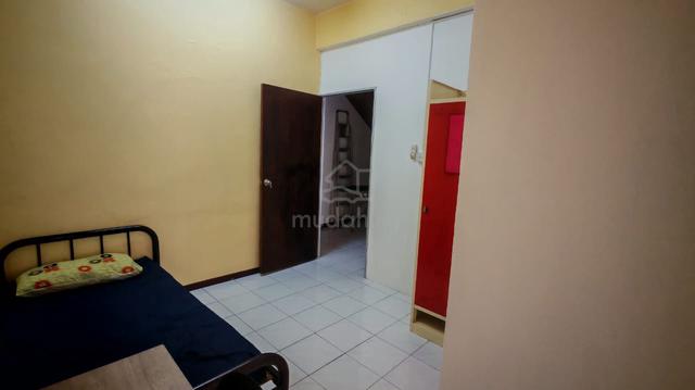 NEAR UTM Bilik Untuk Disewa (Lelaki ) / Room Rent (Male) 1