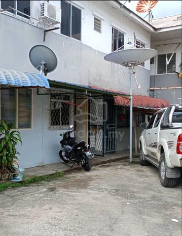 RUMAH SEWA MIRI -PERMY FLAT (TINGKAT BAWAH) DEKAT EMART TUDAN | McD 1