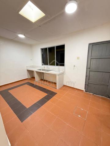 Senai, Taman Aman, Jalan Bunga Rampai, Single Storey ,Full Loan 5