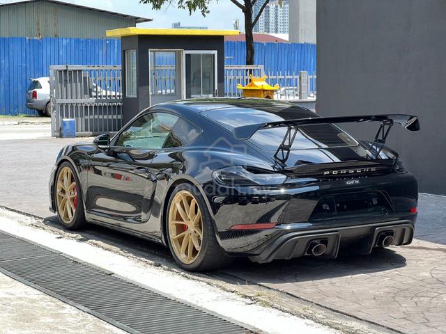 2021 Porsche CAYMAN 718 GT4 4.0 (M) LOW MILEAGE - 2