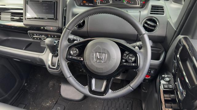 2021 Honda N BOX CUSTOM L TURBO (A) - 3