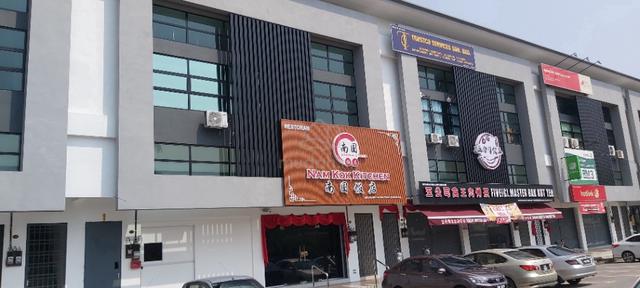 3 storey Shoplot (2nd floor), Machang Bubok, Bukit Mertajam 1