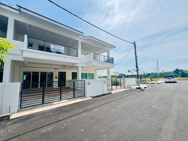 Teres Dua Tingkat Taman Keladi Indah Untuk dijual. 1