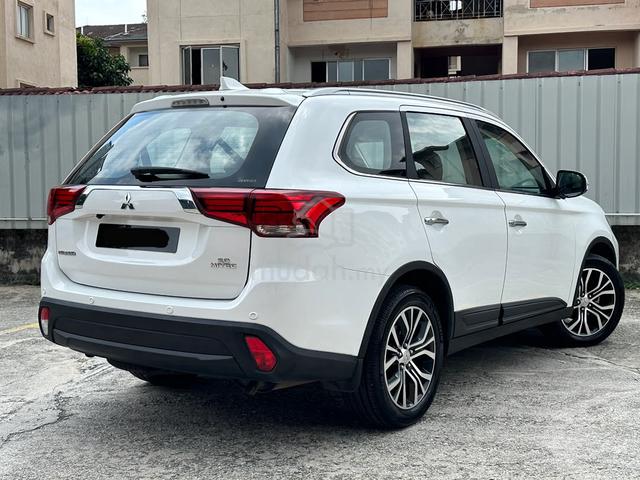 2018 Mitsubishi OUTLANDER 2.0 AWD 360 CAM 3Y WARTY - 4