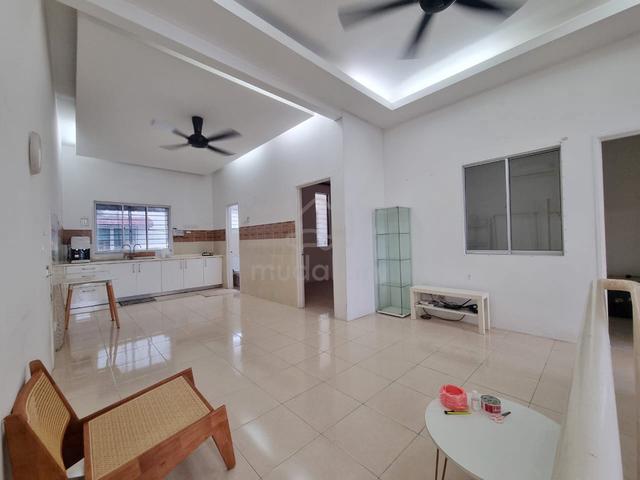 Townvilla Upper Floor Townhouse Tasik Puchong Non Bumi Strata Ready 1