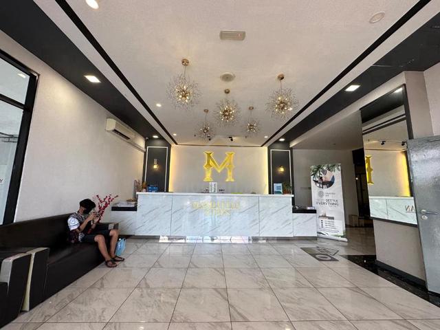 Manhattan Suites @ ITCC 1