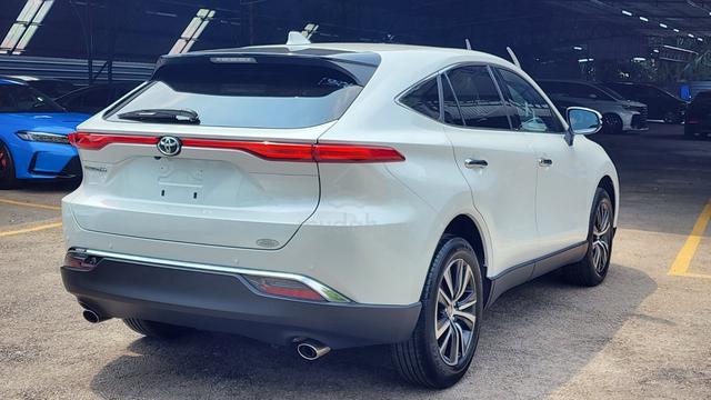2023 [FULL DIGITAL METER] Toyota HARRIER 2.0 G - 4