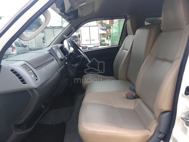 2008 Toyota HIACE 2.7 WINDOW VAN PETROL HIGH ROOF - 5