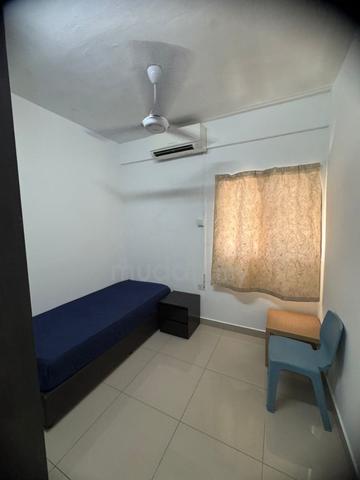 Single room for rent @ The Arc Cyberjaya negara MMU, UOC 1