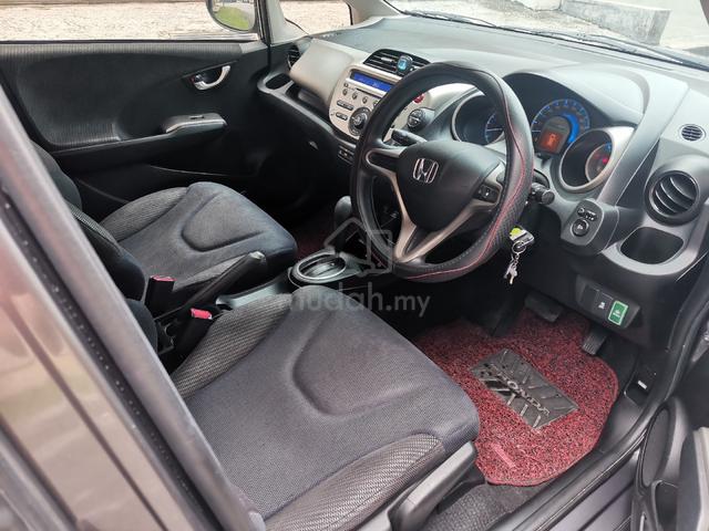 2014 Honda JAZZ 1.3 HYBRID FACELIFT (A) - 4