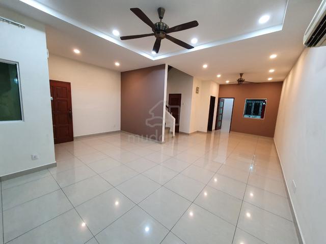 3 Storey Terrace At Solok Gangsa Greenlane 1
