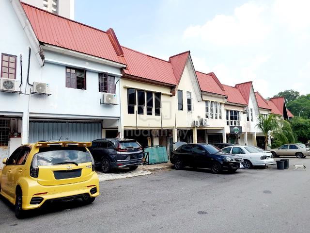 Newly Painted Ground Floor Shop 22x75, Taman Kajang Utama, Kajang 2 1