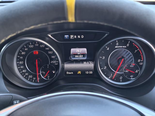 Mercedes Benz CLA45 AMG 4MATIC 2.0 YellowNight Edi - 3