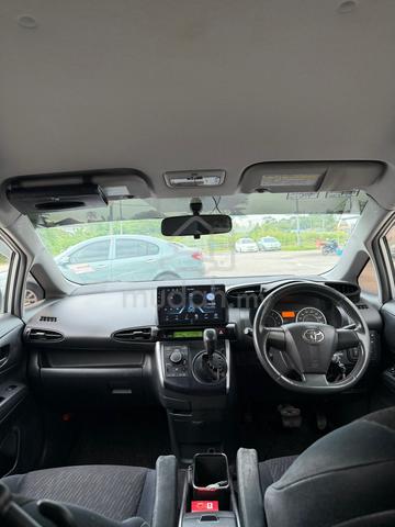 2011 Toyota WISH 1.8 X (A) - 5