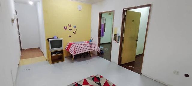 Flat Pkns 1