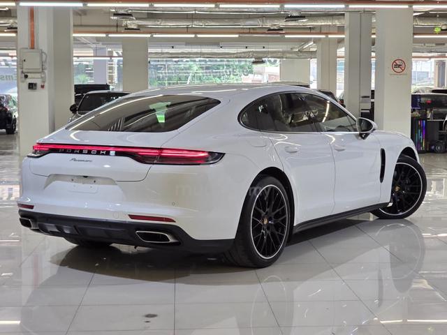 2021 Porsche Panamera 2.9 V6 - 4