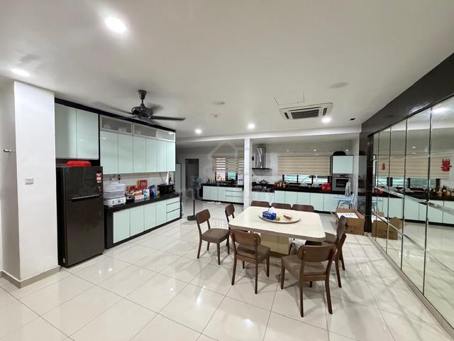 Sunway Rahman Putra Super Link Double Storey Terrace House for sale! 1