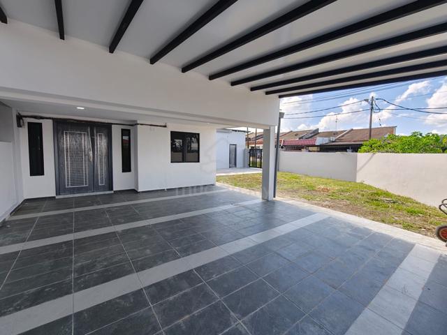 SINGLE STOREY CORNER LOT FOR SALE @ Taman Universiti 1