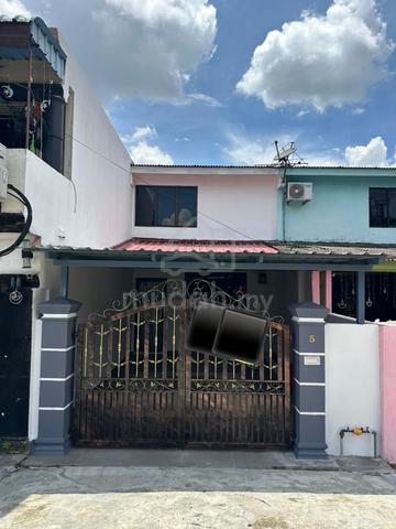 Double storey low cost house jalan permas jaya, Johor Bahru Near CIQ 1