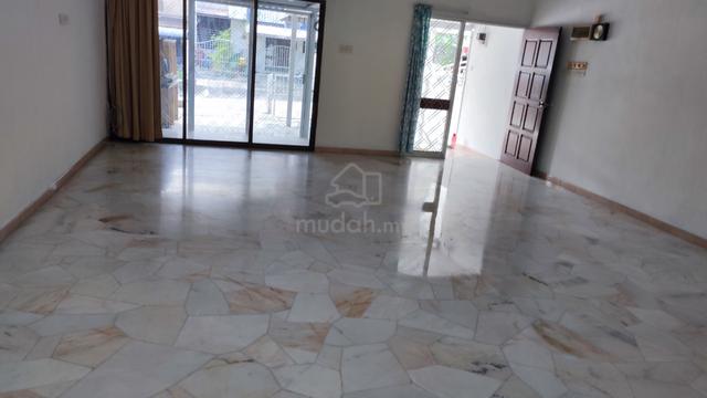 Taman Bukit Indah Double Storey Terrace house For Rent 1
