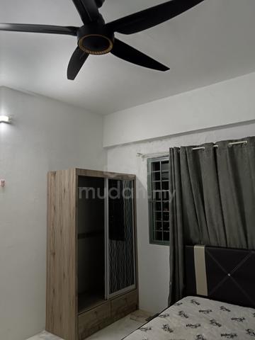 Master Bed Room 1