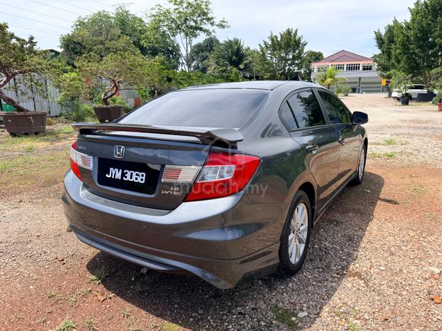 Honda CIVIC 1.8 S FB Modulo(A)-13 - 3