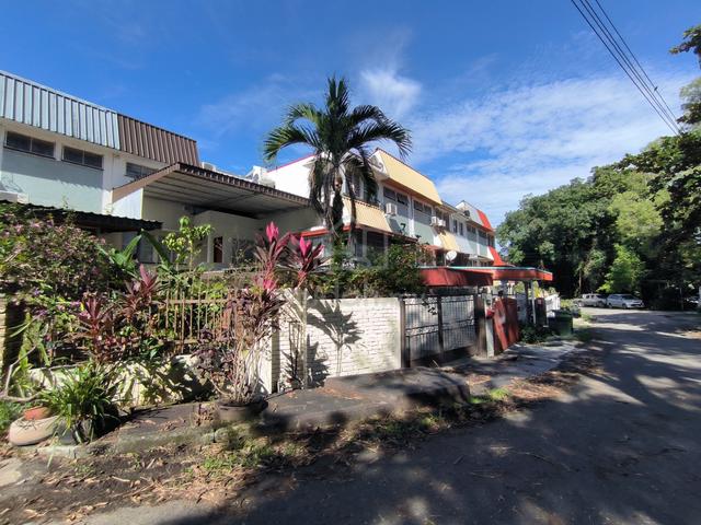 Luyang | Seri Gaya | SK Sri Gaya, 3 Storey Terrace : Taman Townhouse 1