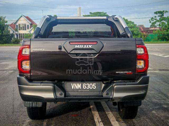 Certified Pre-Owned 2024 TOYOTA HILUX 2.8 ROGUE - 4
