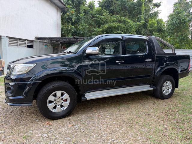 Toyota HILUX 2.5 G (M) 4X4 DUAL CAB - 4