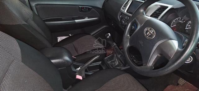 2015 Toyota HILUX 2.5 G VNT DOUBLE CAB (M) - 4