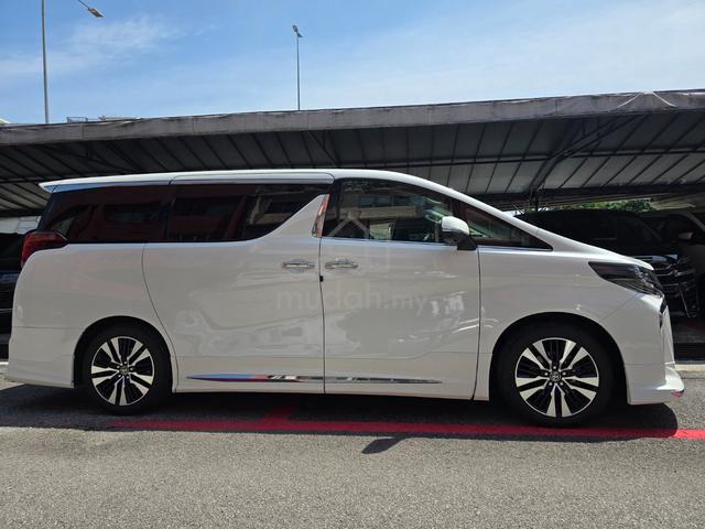 2021 Toyota ALPHARD 2.5 SC Pilot 5A Sunrof Bsm Dim - 5