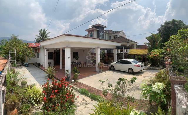 Banglo Setingkat Kampung Ekspo Kamunting 1