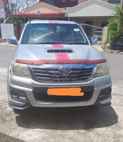 2015 Toyota HILUX 3.0 G VNT (A) - 1