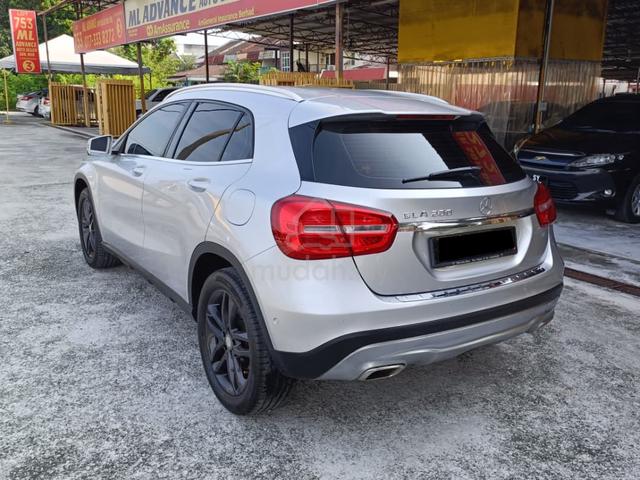 2014 Mercedes Benz GLA200 1.6 (LOAN KEDAI/BANK/CD) - 4