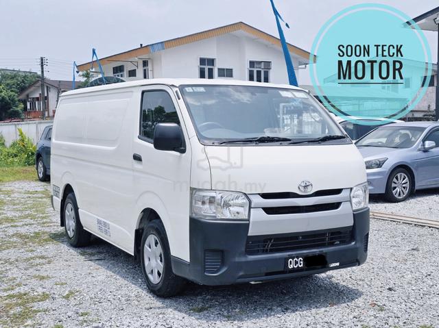 2017 Toyota HIACE 2.5 KDH200R ENHANCED (M) - 1