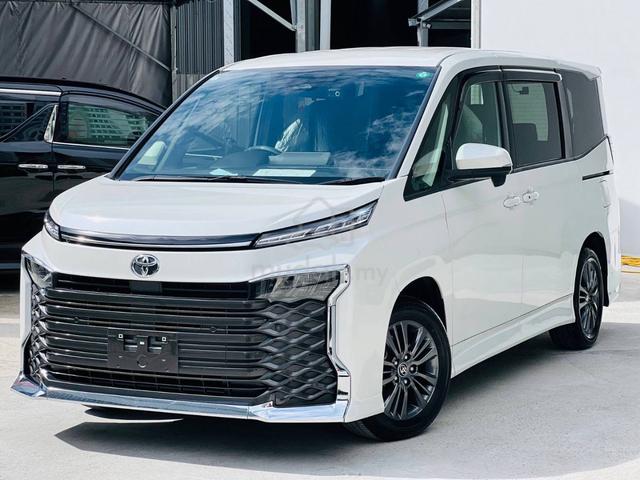 2023 Toyota VOXY 2.0 S-G (A) (7 SEATER) - 1