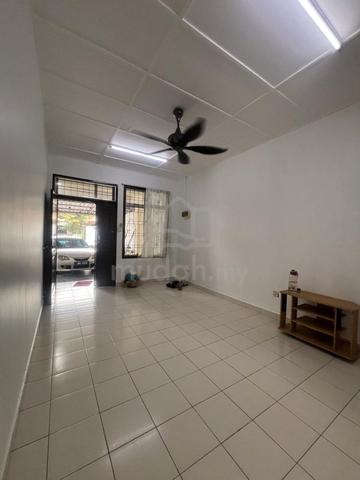 Bukit Indah Single Storey Terrace For Rent 1