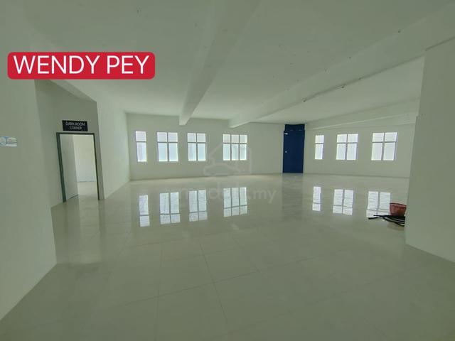 High vislbilty Corner shop office for rent Ong yi how  Butterworth 1