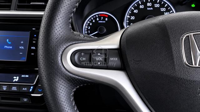 2017 Honda BR-V 1.5 V FULL SPEC LEATHER SEAT - 4