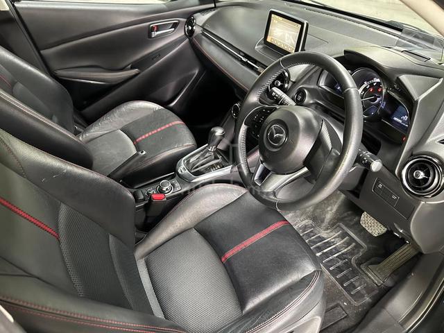 2017 Mazda 2 1.5 HATCHBACK SPORT (AT) FULL LOAN! - 5