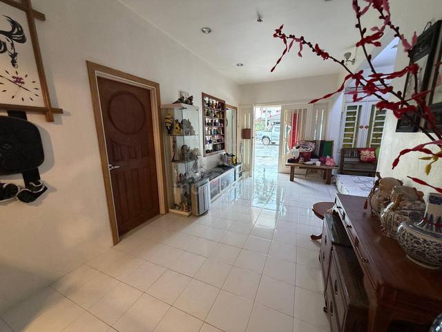 Taman muhibbah jaya Sg siput corner house with huge side land for sale 1