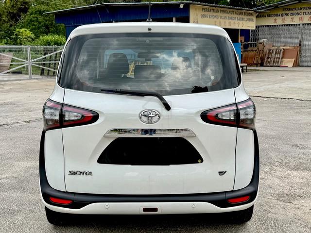 (2 Power Door) 2016 Toyota SIENTA 1.5 NSP170R (A) - 2