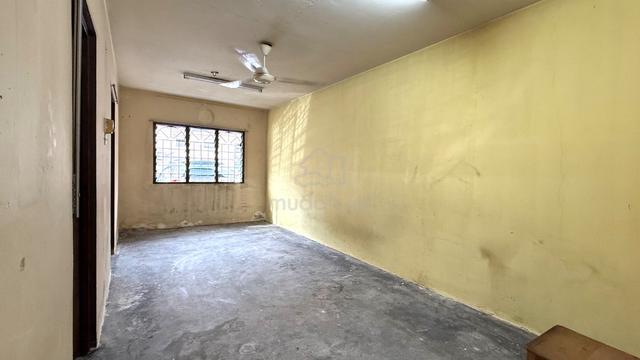Apartment Idaman 1