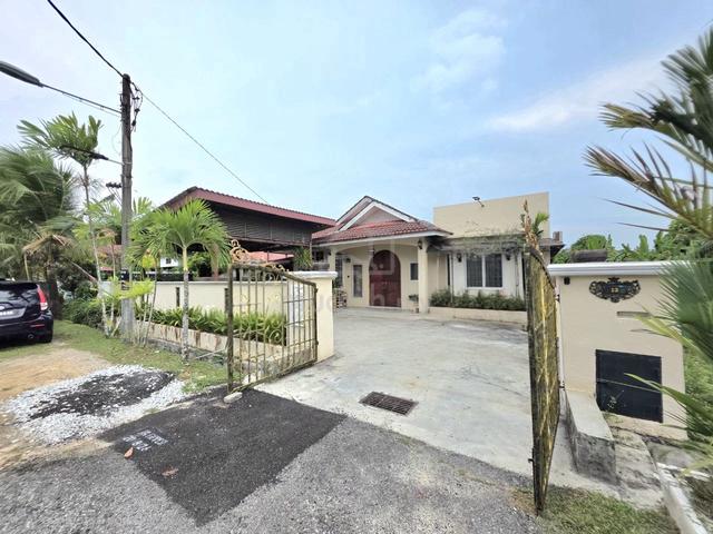 Termurah ✅ Banglo Setingkat Jalan Kebun Seksyen 30 Shah Alam 1