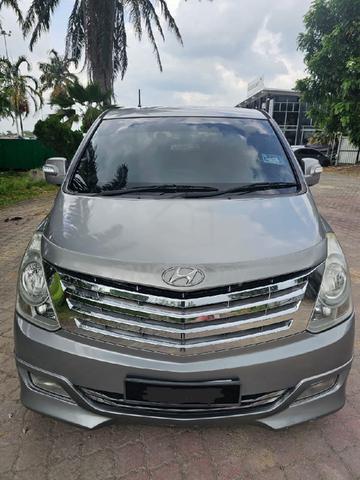 2011 Hyundai GRAND STAREX 2.5 CRDi VGT (A) - 4