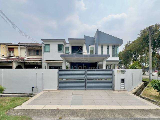 Facing Open, Corner Lot 1