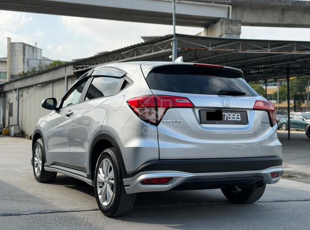 KEYLESS ENTRY FABRIC SEAT 2015 Honda HR-V 1.8 E - 2