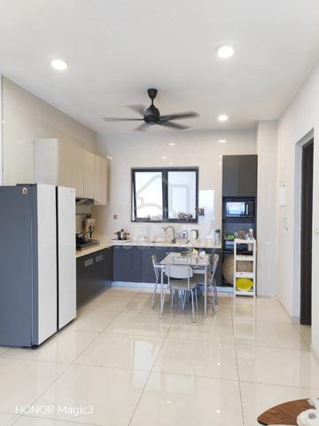 Royal Strand @ Country Garden Danga Bay 1